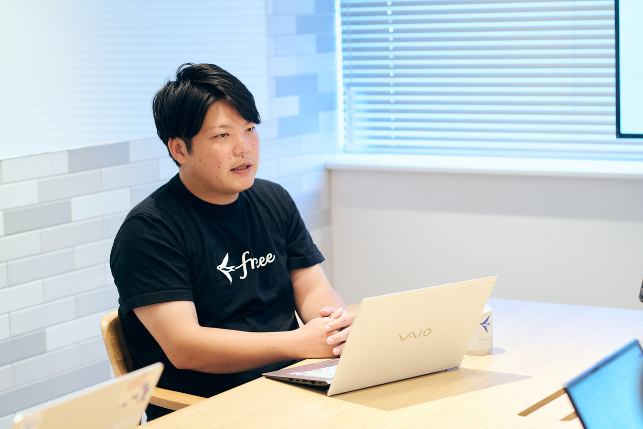 画像を説明するテキストなくても可